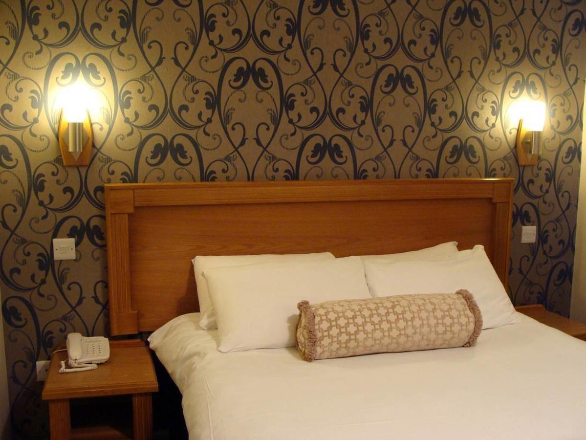 Creighton Hotel Clones Phòng bức ảnh